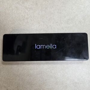 lameila Assorted Natural Eyeshadow Palette (12 Colors With Applicator)